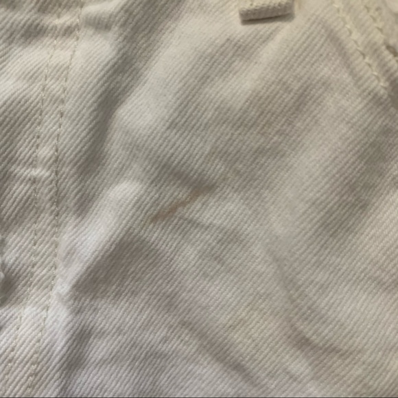 Levi’s 501 White Distressed High Rise Button Short - Picture 7 of 8